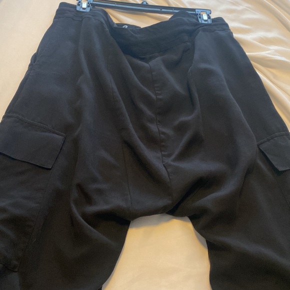 Zara Black Cropped Faded Cargo Pants Medium M Harem Cargo - Picture 7 of 11